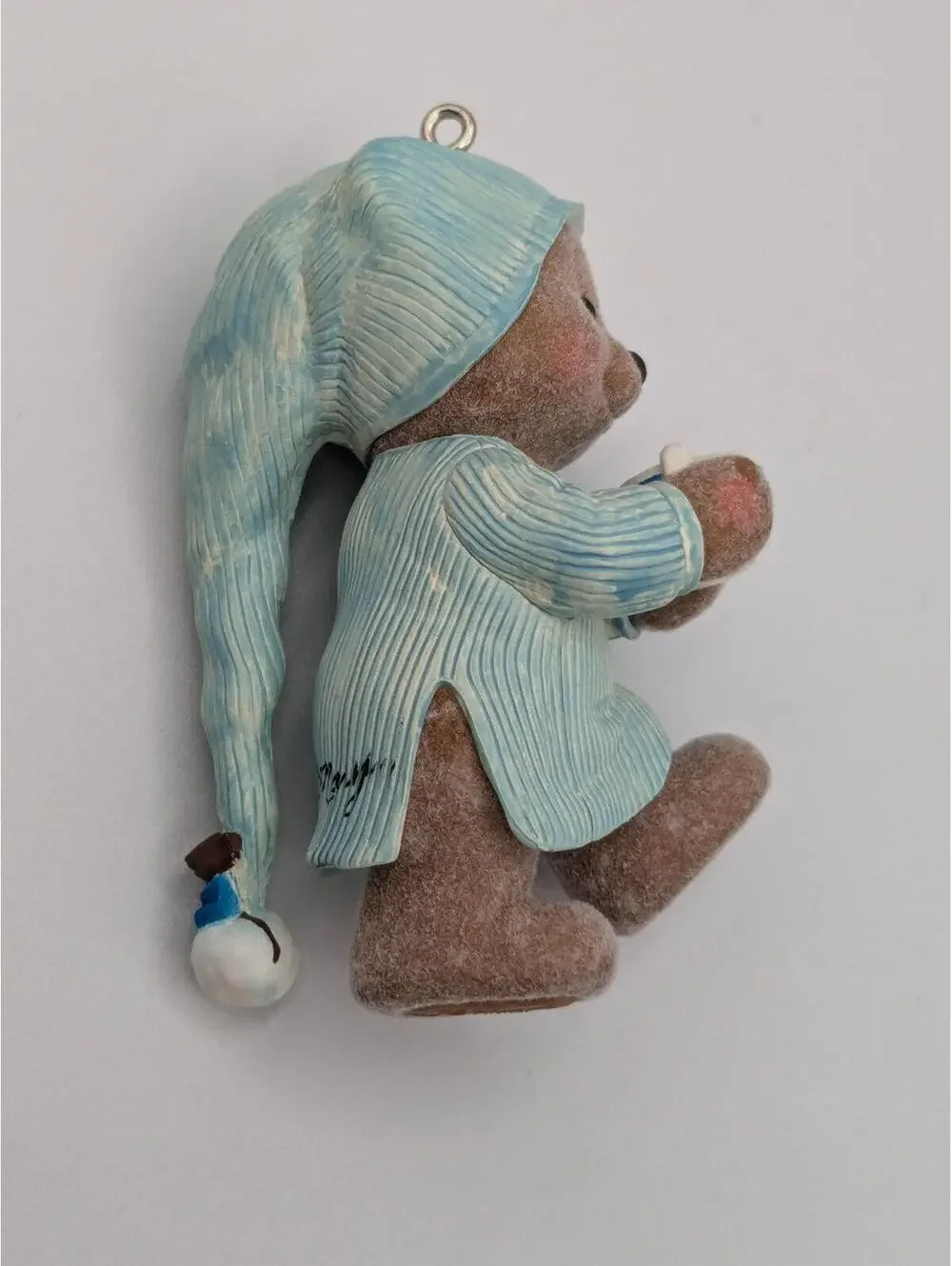 Hallmark Keepsake Comfy and Cozy 2016, 2nd in the Mary Hamilton's Bears Series